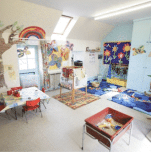 Crèche / waiting room